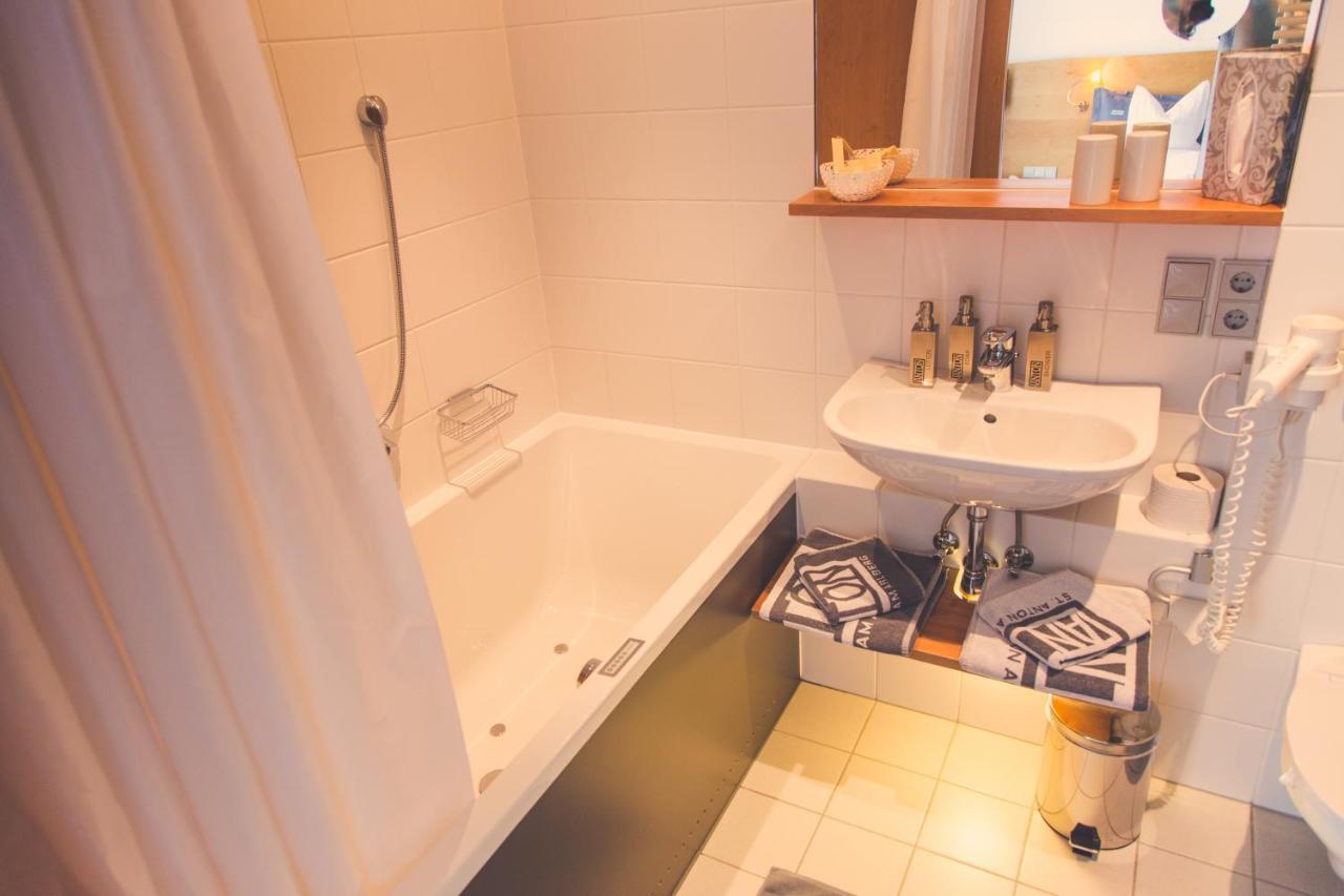 Quality Hosts Arlberg - Hotel Anton Σανκτ Αντόν αμ Άλμπεργκ Εξωτερικό φωτογραφία