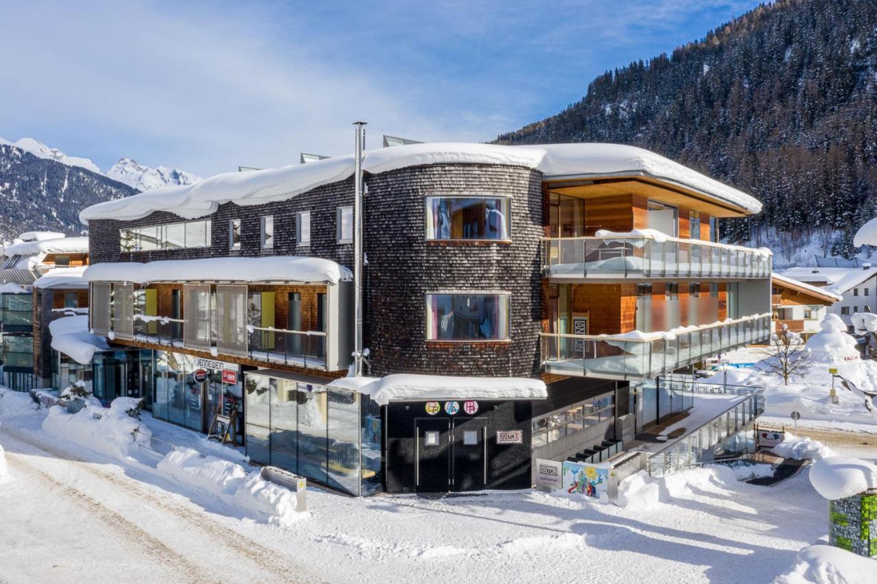 Quality Hosts Arlberg - Hotel Anton Σανκτ Αντόν αμ Άλμπεργκ Εξωτερικό φωτογραφία